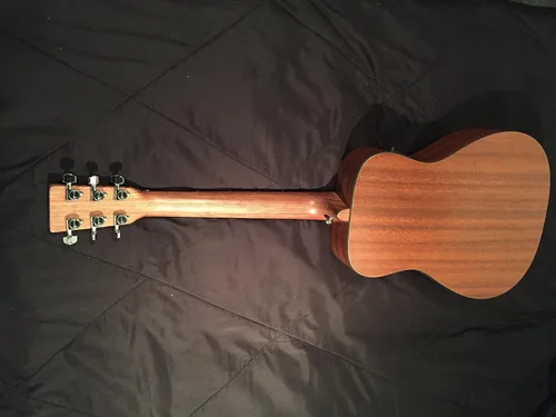 Vista 8 de Martin LX1 Little Martin guitarra acústica