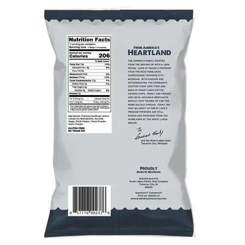 Vista 2 de Great Lakes Potato Chip Co. Patatas fritas cocidas con sal marina, pimienta y cebolla, tamaño individual (paquete de 40, bolsas de 1.375 onzas)