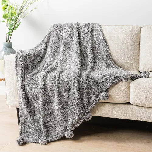 Vista 18 de PAVILIA Manta de sherpa negra para sofá, cálida manta de felpa con pompones, manta mullida para sofá, ligera, suave y acogedora con pompones, 50 x