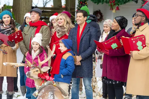 Vista 2 de Hallmark Holiday Collection Double Feature Christmas Next Door & Christmas At Holly Lodge