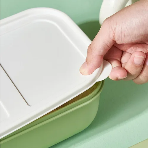 Vista 4 de TOPINCN Cajas de almuerzo para microondas de dibujos animados lindos, contenedor independiente del compartimiento, contenedores plásticos apilables
