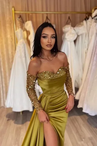Vista 3 de Vestido de noche largo de satén con lentejuelas y hombros descubiertos, vestido de noche de sirena para mujer, vestido formal con abertura