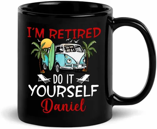 Vista 21 de Taza de café negra de jubilación personalizada, Jubilado está bajo nueva gestión, mira a la esposa para más detalles, taza de té de 11 15 onzas