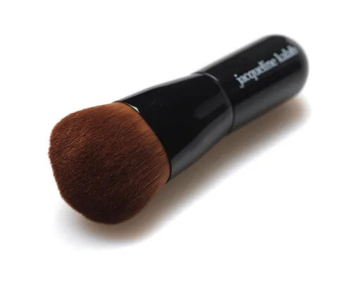 Vista 7 de Mágica brocha Jacqueline Kalab para aplicar base, el cepillo para maquillaje más adictivo, más útil, más asombroso, más indispensable del mercado