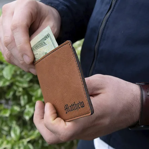 Vista 6 de Carteras personalizadas para hombres, 6 colores y 19 opciones de fuente, billetera de cuero grabada personalizada, regalos para el marido, regalos