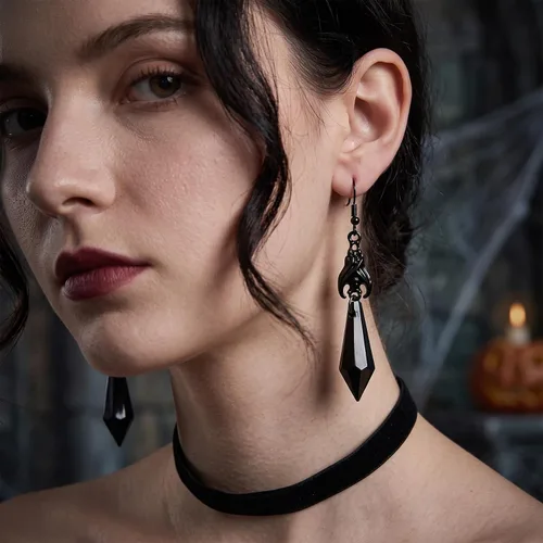 Vista 2 de Aretes de Halloween para mujer, aretes de aro de perlas de sangre de vampiro, aretes góticos de perlas de vampiro, aretes de borla de perlas de Negro