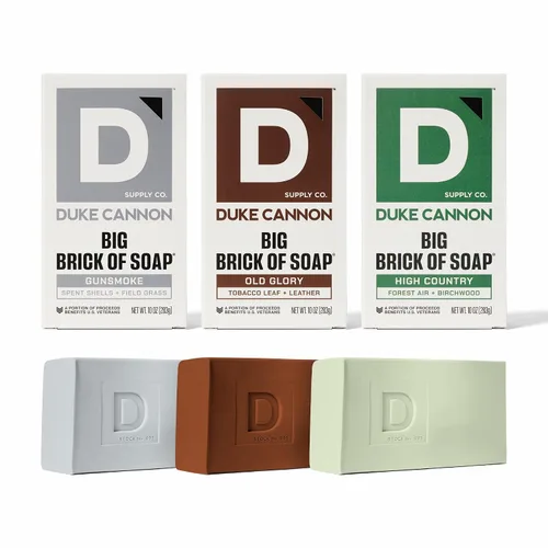 Vista 13 de Duke Cannon Supply Co. Paquete de Jabón en Barra Grande - Jabón para Hombres con Aroma Masculino - Triple Molido - Todos los Tipos de Piel