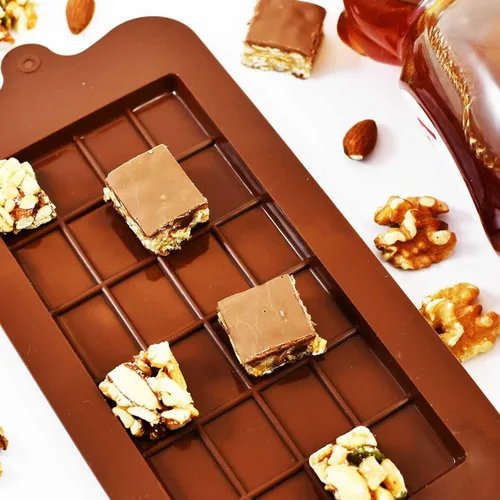Vista 7 de Dubai Style KitKat - Molde para barra de chocolate, paquete de 3 moldes de silicona para dulces, antiadherentes, sin BPA, resistente al calor