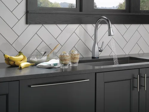 Vista 8 de Delta Faucet Mateo Touch - Grifo de cocina de níquel cepillado, grifos de cocina con rociador extraíble, grifo de fregadero de cocina, grifo táctil