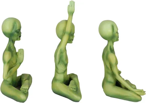 Vista 5 de Ebros Gift OVNI Sighting Green Roswell Alien ET Yoga Meditación Lotus Pose Body Mind and Soul Sitting Figurines Set de 3 criaturas extraterrestres