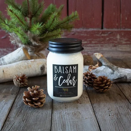 Vista 6 de Milkhouse Candle Company - Bálsamo y cedro - Velas de cera de abeja y soja de 13 onzas - Colección Farmhouse - 100% natural, sin parafina