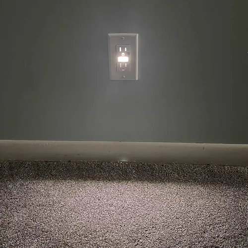 Vista 5 de Luz nocturna TR Wall Outlet&Interruptor de luz Sigle Pole iluminado(4+2)