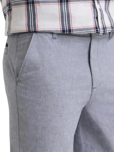 Vista 4 de Lee Pantalón corto de frente plana Extreme Motion para hombre Big & Tall Academia Chambray