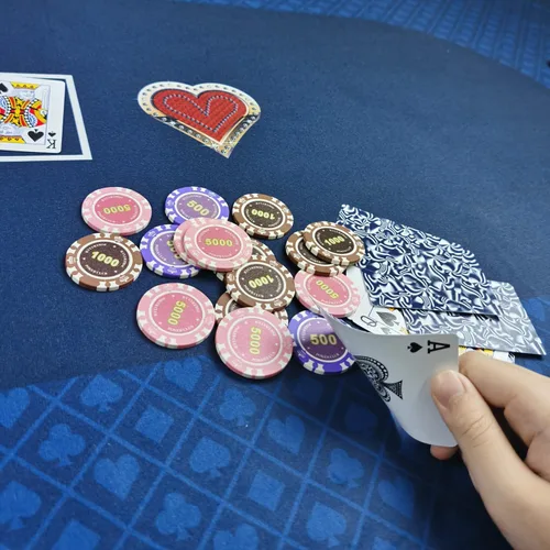 Vista 3 de BALIKEN Texas Holdem - Tapete de fieltro profesional de 108 x 56 pulgadas, a prueba de polvo, lavable e irritable