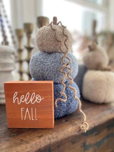 Vista 3 de Collins Painting Letrero de madera envejecida con texto en inglés "Hello Fall", letreros de madera para otoño, decoración rústica del hogar
