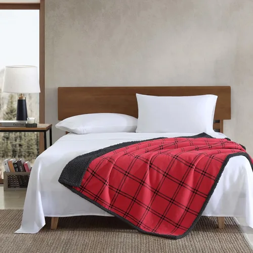 Vista 4 de Eddie Bauer - Manta decorativa de franela de algodón para hogar, ropa de cama reversible de sherpa para todas las estaciones, rojo y negro