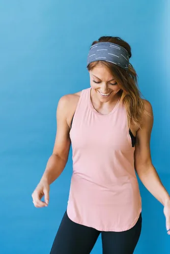 Vista 154 de Maven Thread 4" Wide Workout Headbands for Women – Non-Slip Sweatbands for Gym, Running & Yoga