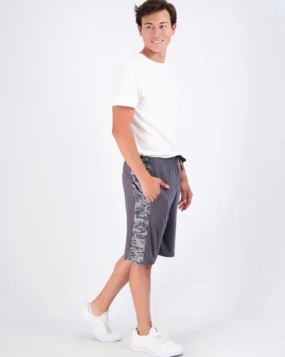 Vista 5 de Real Essentials - Paquete de 5 shorts deportivos para hombre, shorts de rendimiento deportivo con tela Dry-Fit resistentes al sudor