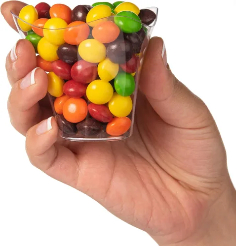Vista 4 de Paquete de 96 mini vasos de postre de plástico triangular, 3.5 onzas con cucharas, vaso de plástico transparente con mini cuchara para postre