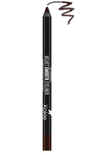 Vista 4 de Kokie Cosmetics Lápiz delineador de ojos impermeable de terciopelo suave, azul brillante, 0.042 onzas