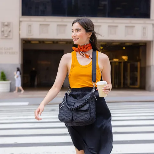 Vista 2 de Baggallini Modern Everywhere Bag