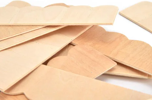 Vista 8 de Teja de techo de casa de muñecas clásica de madera a escala 12