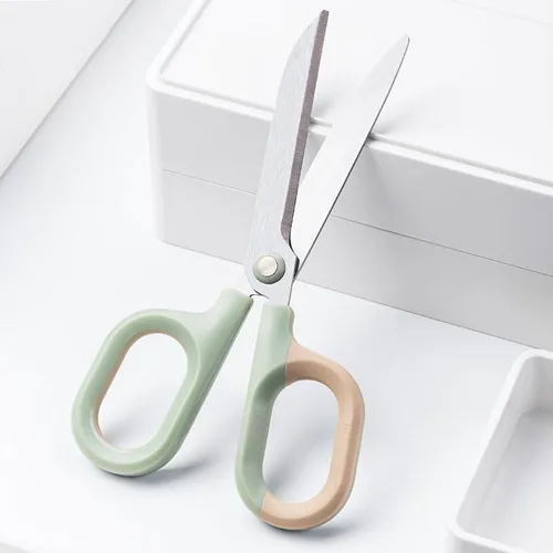 Vista 7 de Tijeras multiusos de oficina para manualidades y manualidades, asas de agarre cómodo, tijeras afiladas resistentes (blanco)