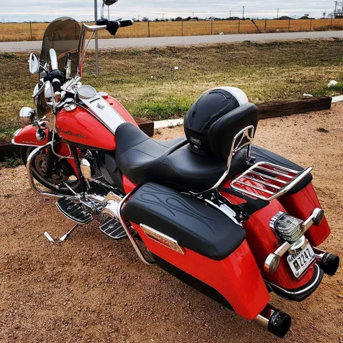 Vista 7 de 2014-2023 Fundas de tapa de alforja premium Flame para Harley Davidson Negro