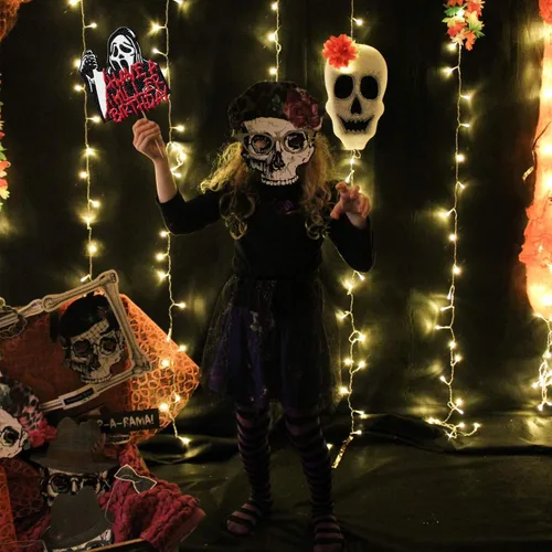 Vista 7 de 1 pieza de decoración de pastel de cumpleaños con purpurina montada con purpurina clásica de Halloween para torta de terror sangrienta temática