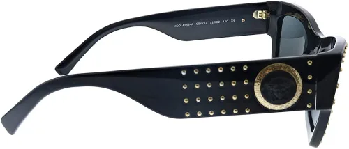 Vista 3 de Versace VE 435 GB1 Lentes de sol rectangulares de plástico negro y dorado lente gris