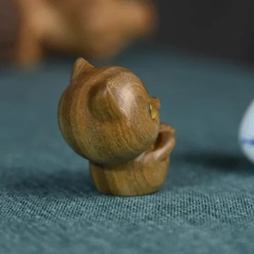 Vista 6 de Figura de gato tallada para automóvil, adorno de madera para gato, estatua de gatito pequeño, para amantes de los gatos en miniatura