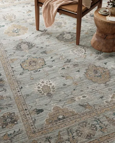 Vista 5 de Loloi Magnolia Home Millie Sky/Gold - Alfombra de área de 7'-10" x 10' Cielo/Oro