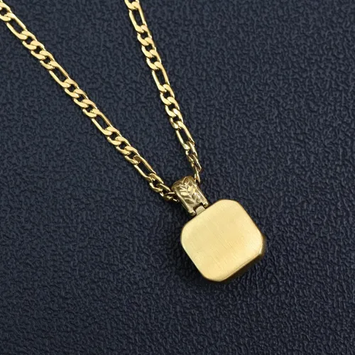 Vista 6 de COAI Figaro Chain Square Crystal Necklace