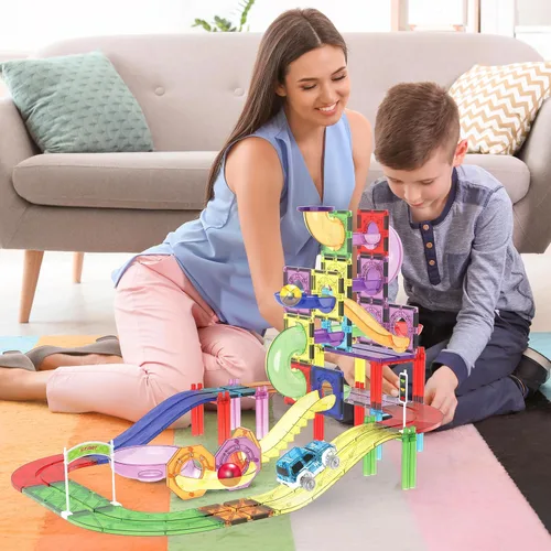 Vista 2 de PicassoTiles Juego de 121 azulejos magnéticos de pista de carreras de mármol 3 en 1, juego de construcción de carreras de automóviles, aprendizaje