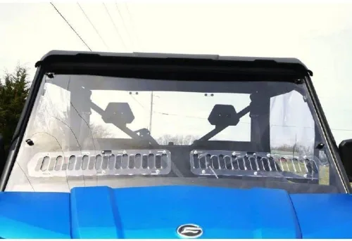 Vista 2 de Falcon Ridge Parabrisas delantero Aero-Vent (revestimiento duro) para UTV lado a lado - CF Moto UForce 1000 (2019-2021)