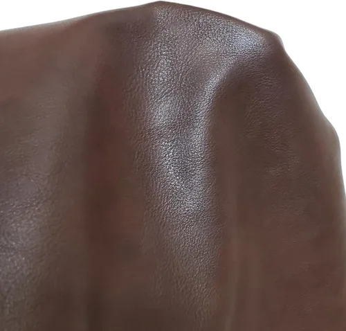 Vista 72 de NAT Leathers™ Cuero sintético sintético suave de piel sintética vegana marrón bellota (aprobado por PETA Vegano) por The Yard Piel sintética