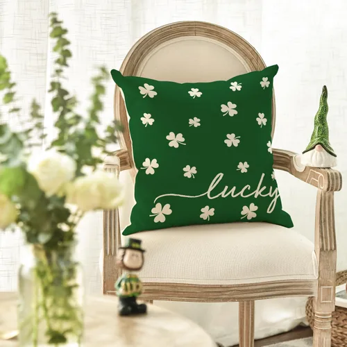 Vista 2 de AVOIN colorlife Funda de almohada de trébol de la suerte del día de San Patricio, 18 x 18 pulgadas, funda de cojín verde trébol para decoración