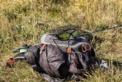 Vista 5 de Suncloud Milestone - Gafas de sol polarizadas 100% protección UV Ajuste cómodo, diseño moderno para hombres y mujeres