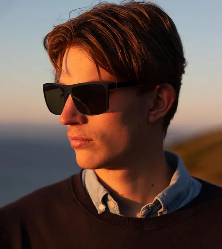 Vista 2 de Polarized Sunglasses for Men Rectangular Frame Men's Polarized Sunglasses Shady Sunglasses with UV400 Protection