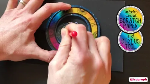 Vista 5 de Spirograph Scratch & Shimmer - Artes y manualidades, juguetes para niños, suministros de arte, suministros de manualidades, kit de dibujo, arte