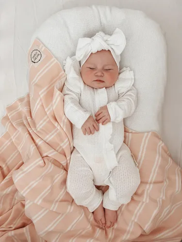 Vista 7 de Ayalinggo Mameluco del día de San Patricio recién nacido con trébol para niño y niña, ropa irlandesa para bebé, traje del día de San Patricio