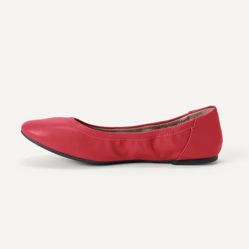 Vista 4 de Amazon Essentials - Zapatos estilo bailarina de ballet para mujer Belice Slip On