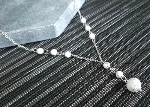 Vista 6 de Natural Crystal Bead White Howlite Stone Y Shaped Lariat Necklace Non-Tarnish Steel Chain