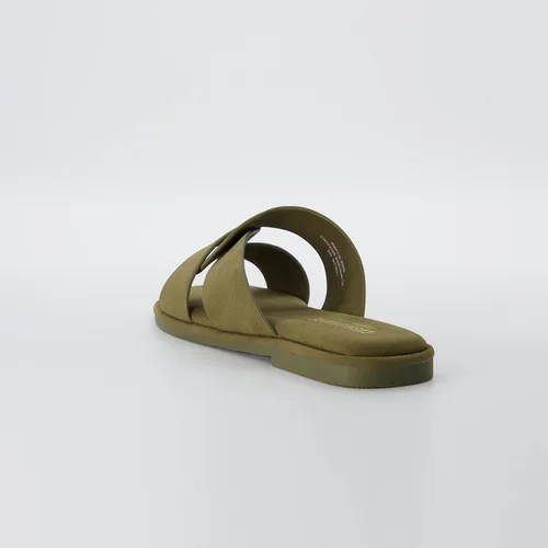 Vista 5 de CUSHIONAIRE Sandalia Tribune para mujer + espuma viscoelástica, anchos disponibles, Negro