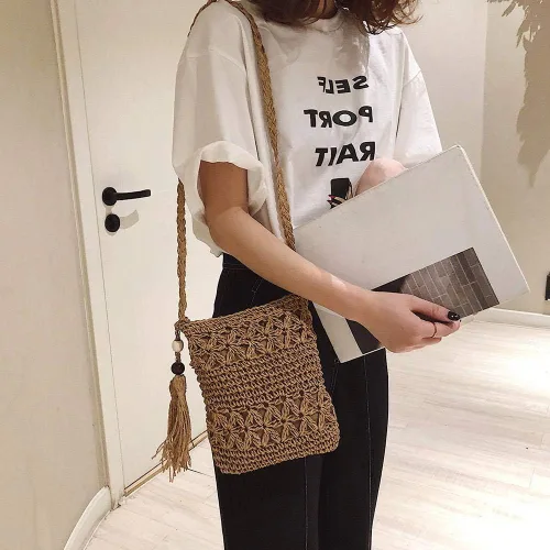 Vista 3 de JQWSVE Straw Purse for Women Straw Bag Summer Purse with Tassel Straw Crossbody Bag Handwoven Beach Bag Crochet Purse