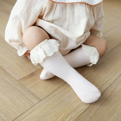 Vista 3 de HOUSEYUAN Calcetines largos con volantes para bebés y niñas para recién nacidos con encaje en el muslo con volantes medias largas para niños de 6 a