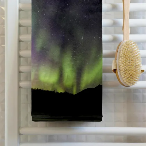 Vista 2 de 3dRose Aurora Borealis, Northern Lights, Alaska, EE. UU. - US02 HRO0392 - Toalla de mano Hugh Rose de 15 x 22
