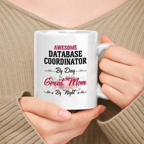 Vista 67 de Regalo para el desarrollador de backend 11oz, 15oz taza de cerámica blanca, regalo para madre impresionante () Por día, gran mamá por la noche
