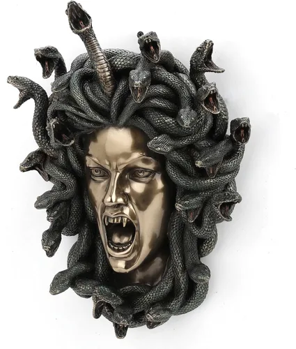 Vista 2 de Veronese Design Placa de pared de fantasía griega gótica con cabeza de Medusa de 13 5/8 pulgadas, resina fundida en frío, estatua con acabado