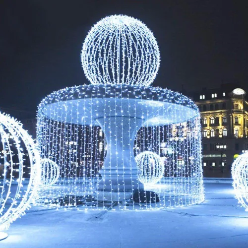 Vista 5 de Serie de luces brillantes de 33 pies, 100 focos LED con controlador para árbol de Navidad, jardín, patio, multi-cable color blanco o multicolor